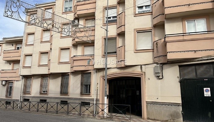Piso de 3 habitaciones en venta en Torredonjimeno, 110 m²