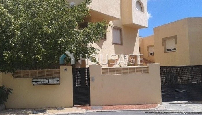 Piso de 2 habitaciones en venta en Almería capital, 118 m²