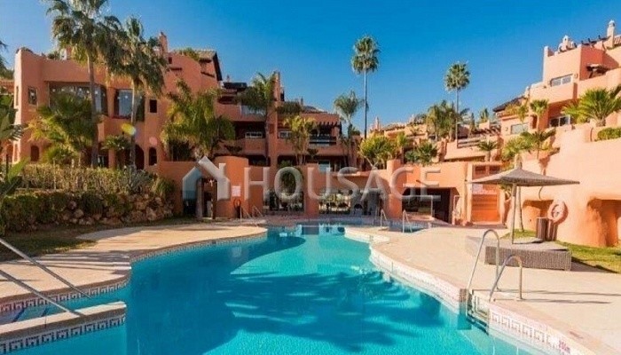 Ático de 3 habitaciones en venta en Marbella, 425 m²