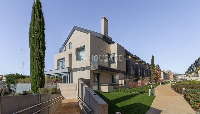 Villa en venta en Torrelodones, 402 m²