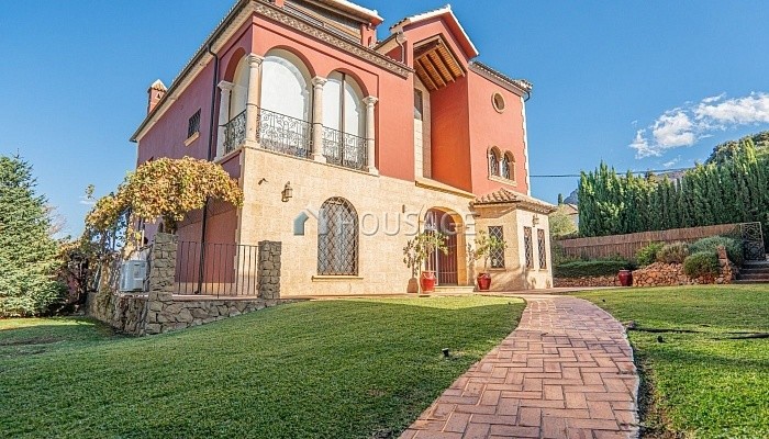 Villa en venta en Alhaurín el Grande, 294 m²