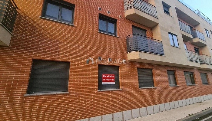 Piso de 2 habitaciones en venta en Castellanos de Moriscos, 65 m²