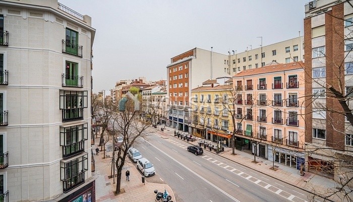 Piso de 3 habitaciones en venta en Madrid, 220 m²