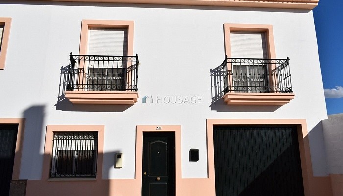 Casa en venta en San Bartolomé de la Torre, 141 m²